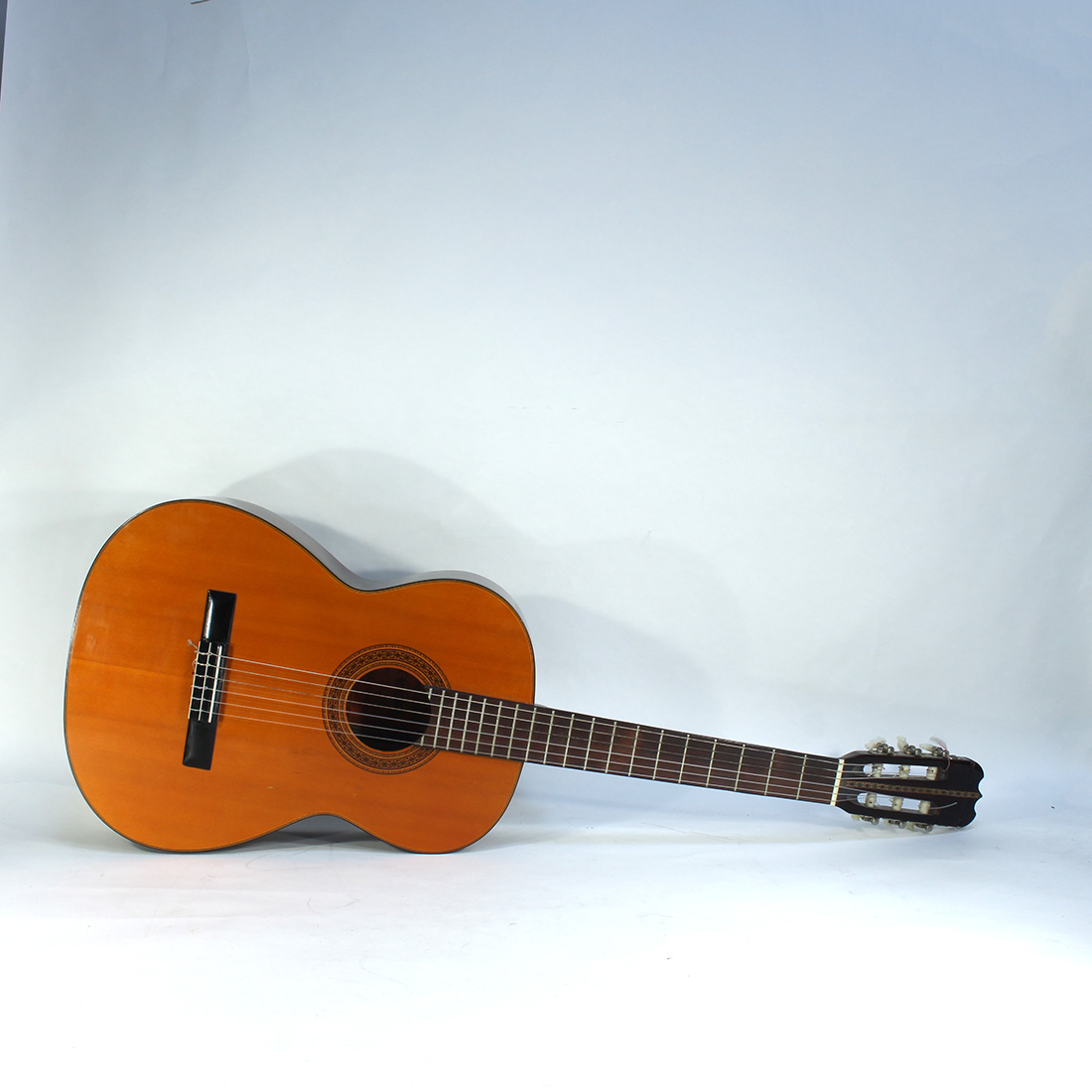 Guitare classique LUCKY Très bon état - Vue 6 - 
